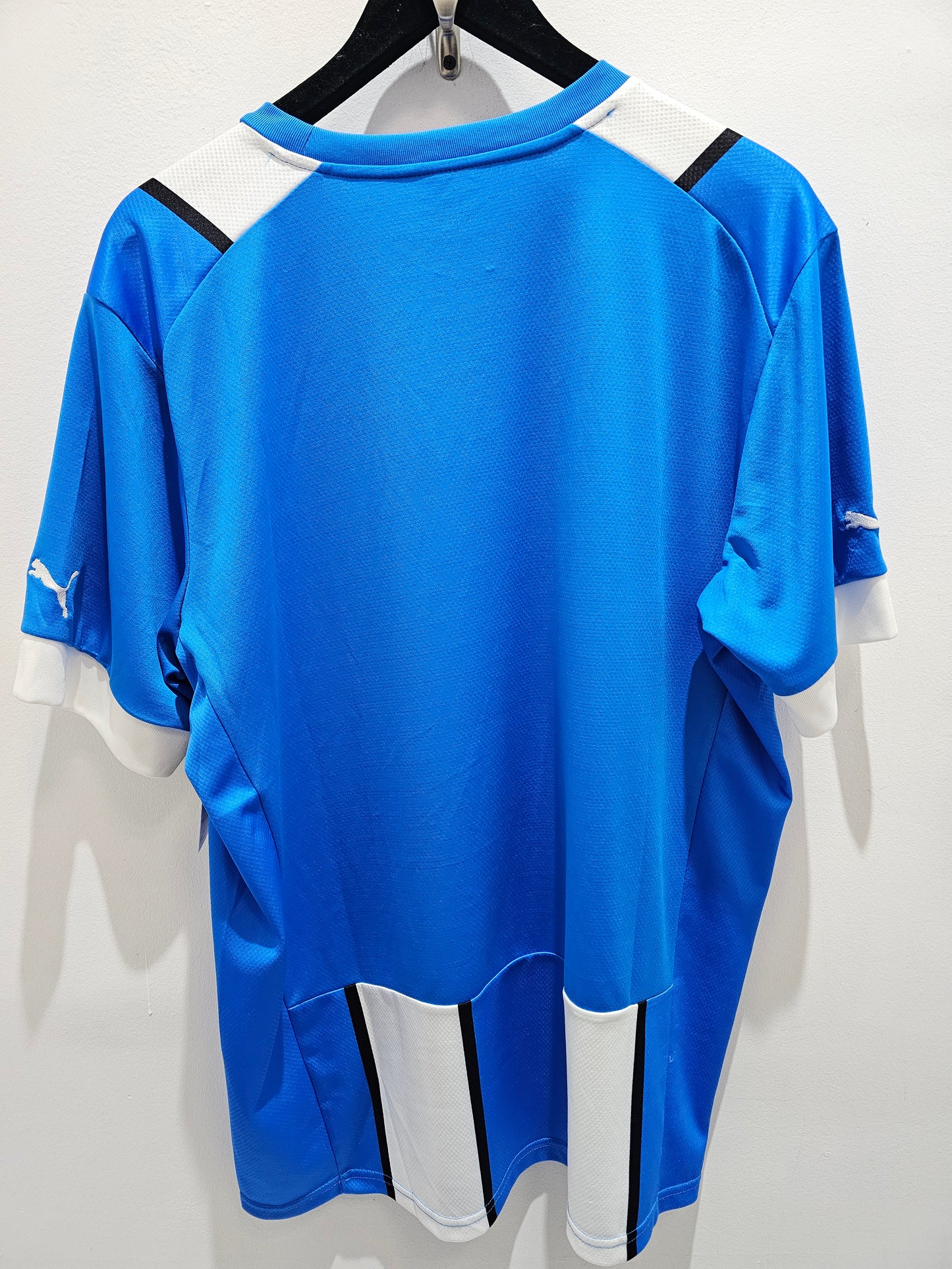 Puma universitatea craiova home 22-23 soccer jersey kit