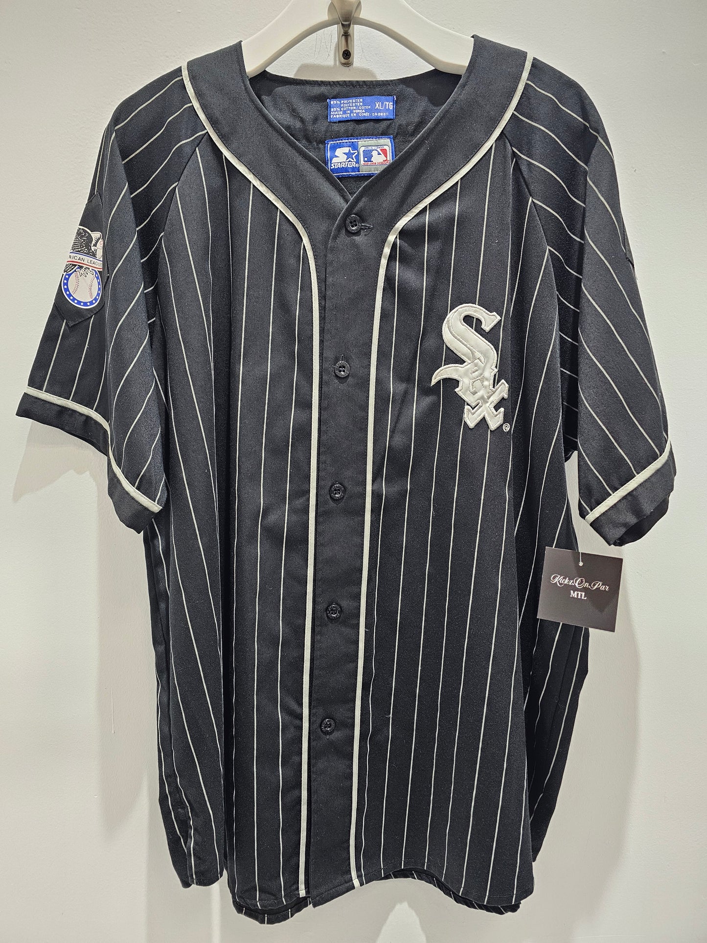 Vintage 90s Starter Chicago White Sox Pinstripe mlb buttons up jersey