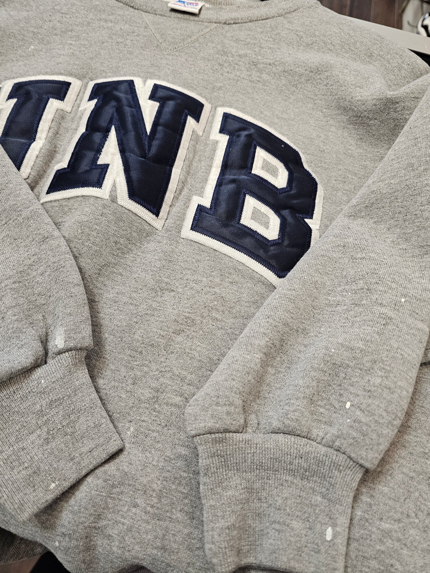 Vintage Russell Athletic UNB Grey crewneck