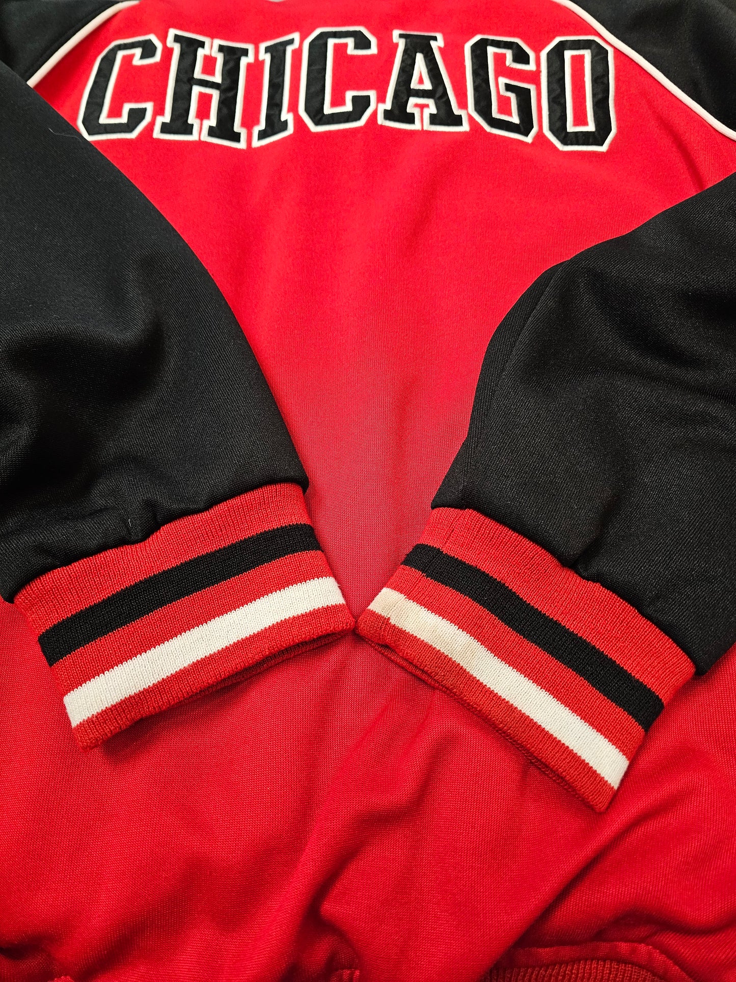 GIII Carl banks NHL Chicago Blackhawsk Full zipper sweater