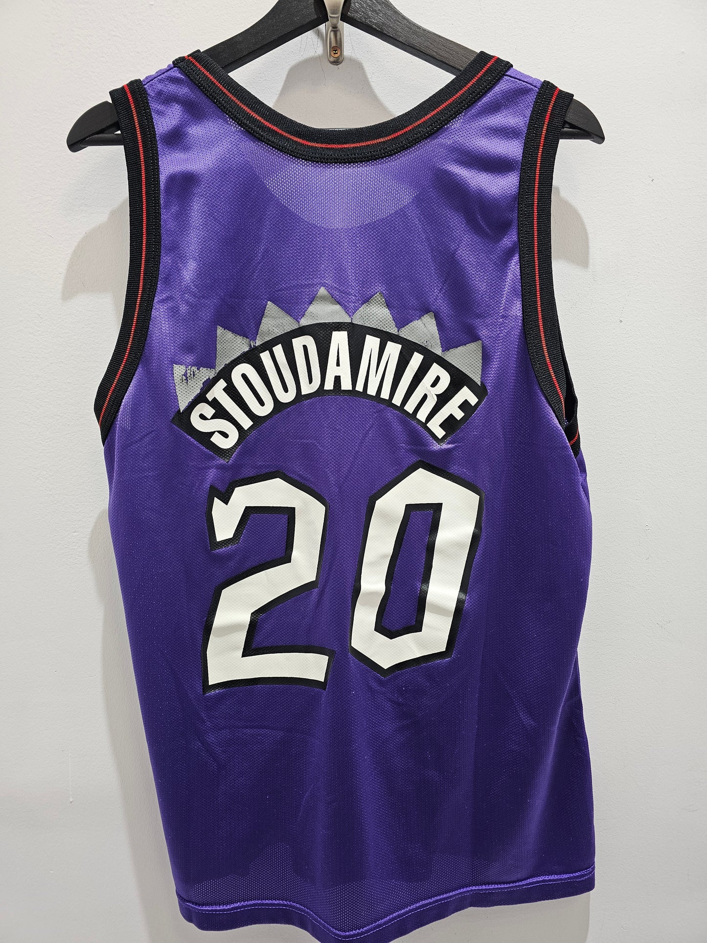 Vintage 90s Toronto raptors Damon Stoudamire #20 basketball jersey 🏀