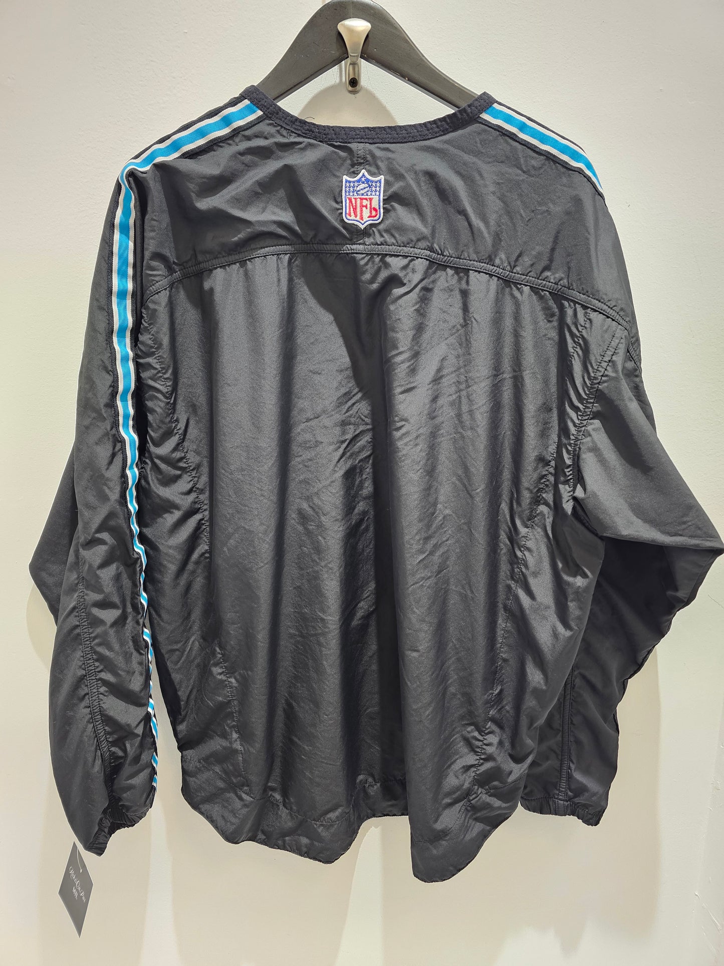 Vintage Nike Pro Line  Authentic Carolina Panthers Varsity Windbreaker sweater