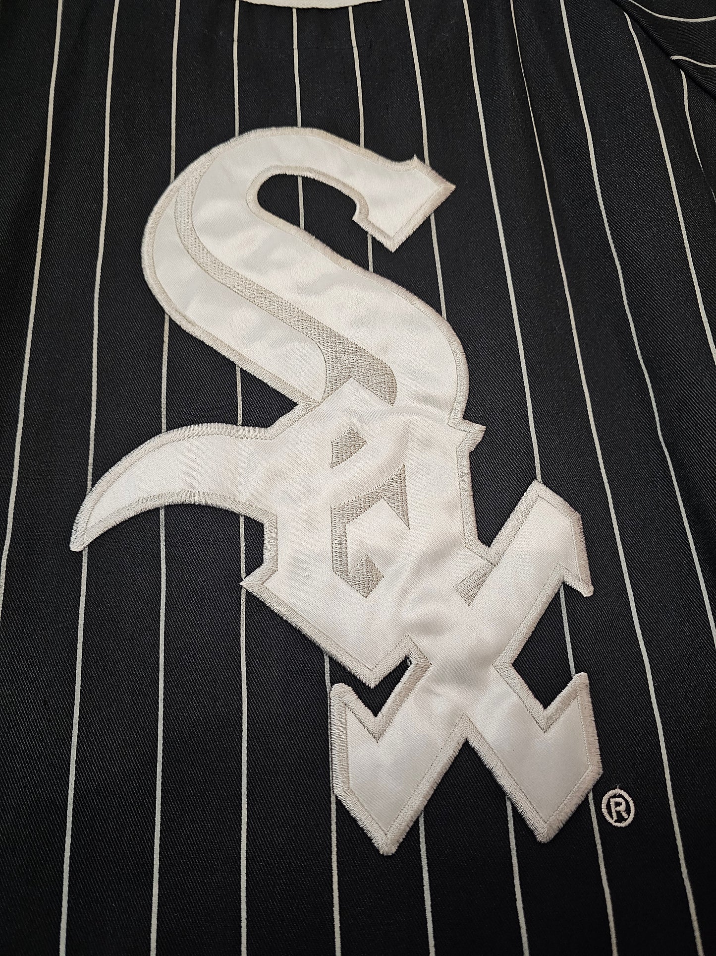 Vintage 90s Starter Chicago White Sox Pinstripe mlb buttons up jersey