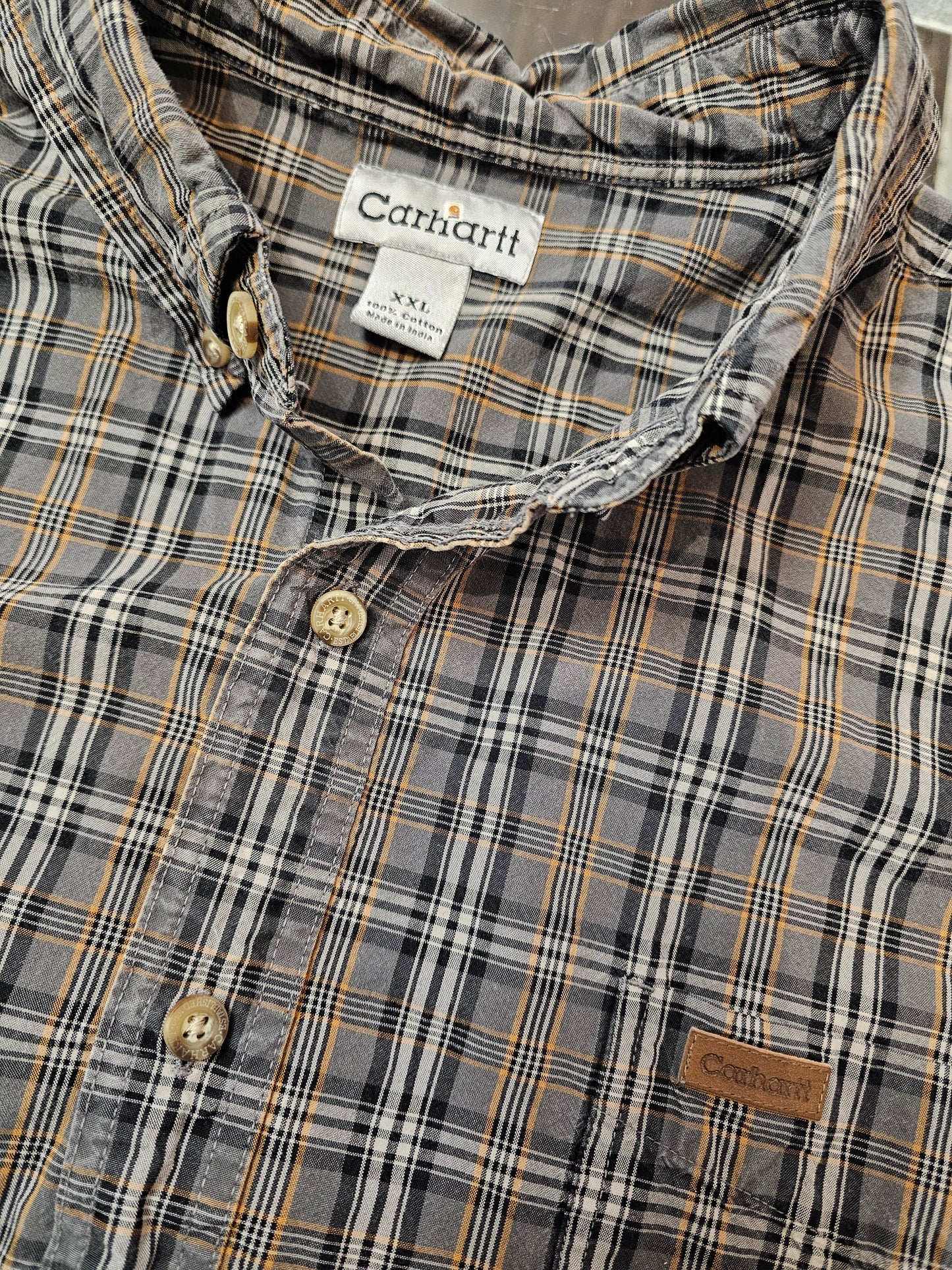 Carhatt gray plaid buttons down pocket long sleeve