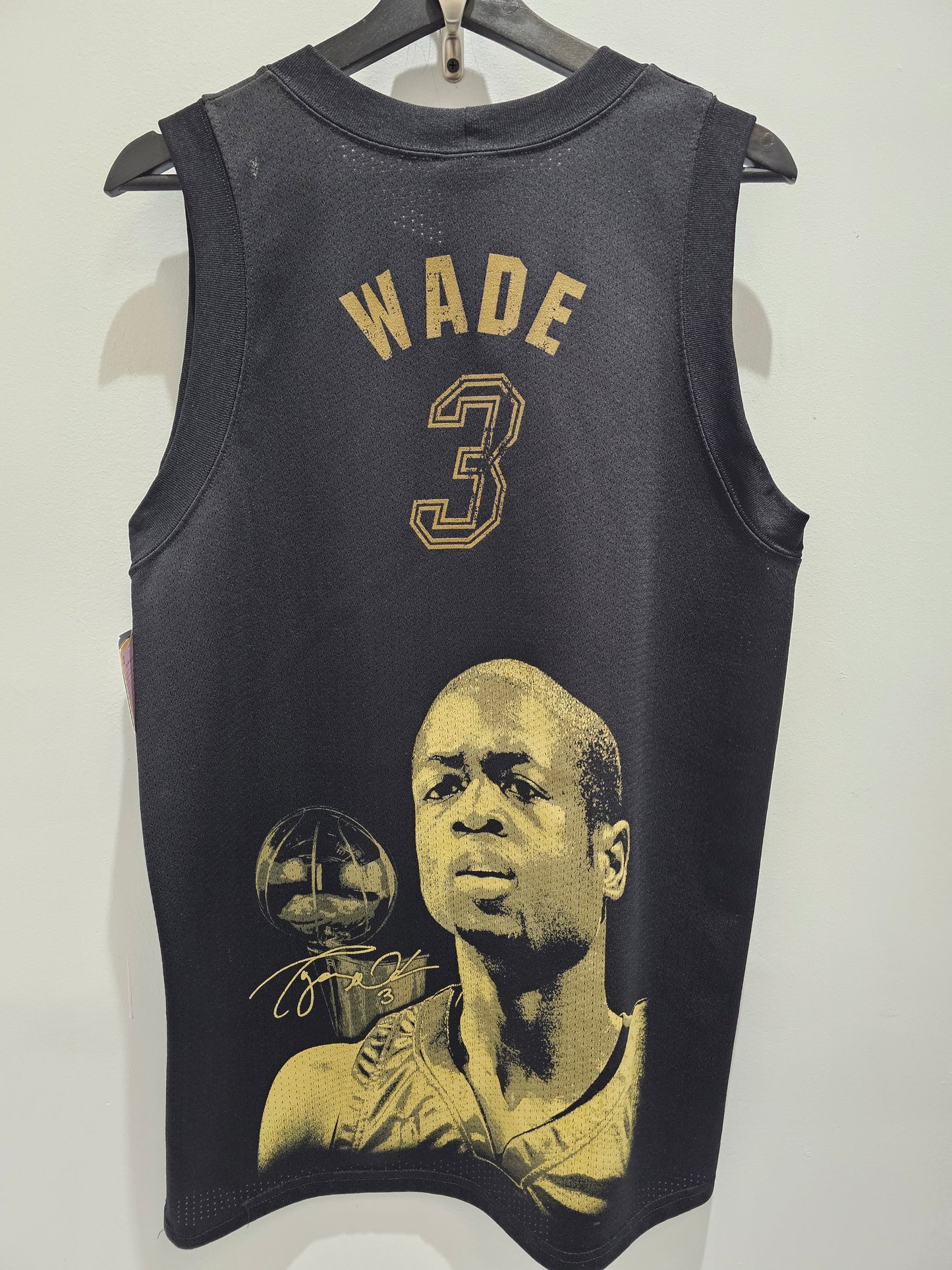 NBA Miami Heat Dwayne Wade The Finals 🏆 Black gold Basketball Jersey 🏀