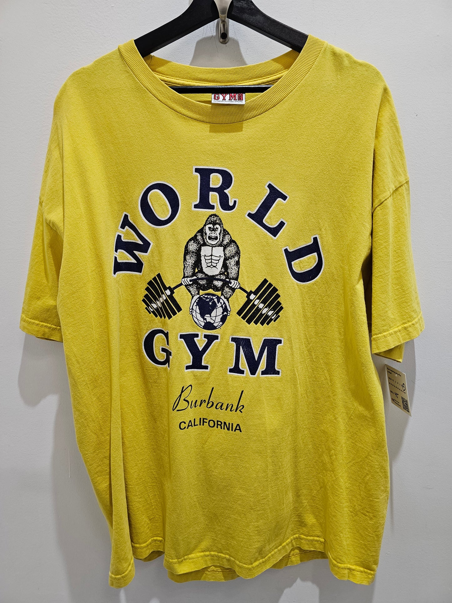 Vintage World Gym Burbank California Gold Yellow Tshirt