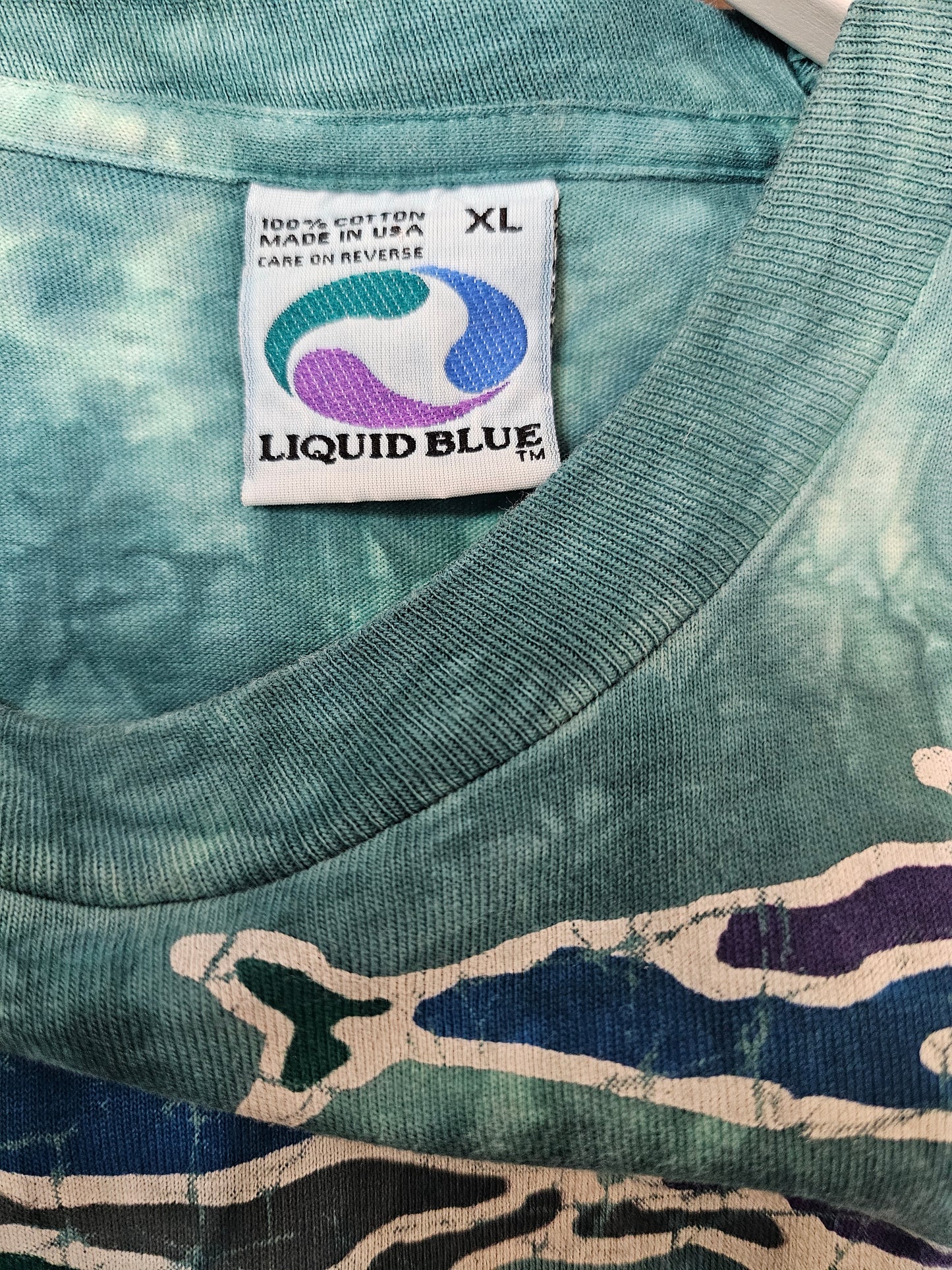 Vintage 95' liquid blue dolphins tie dye sthirt