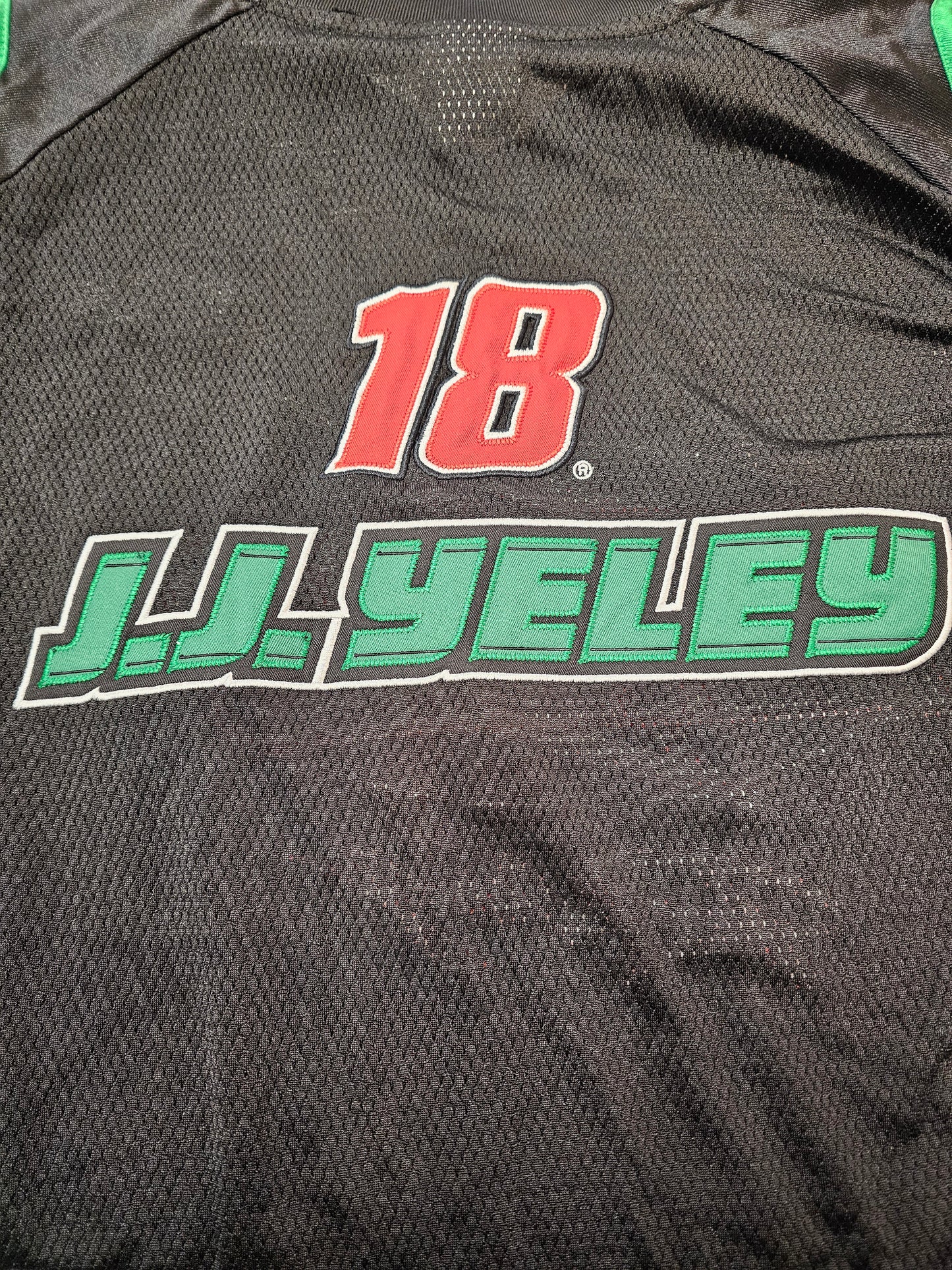 S'07 Chase authentic interstate batteries #18 JJ Yeley Race tshirt jersey