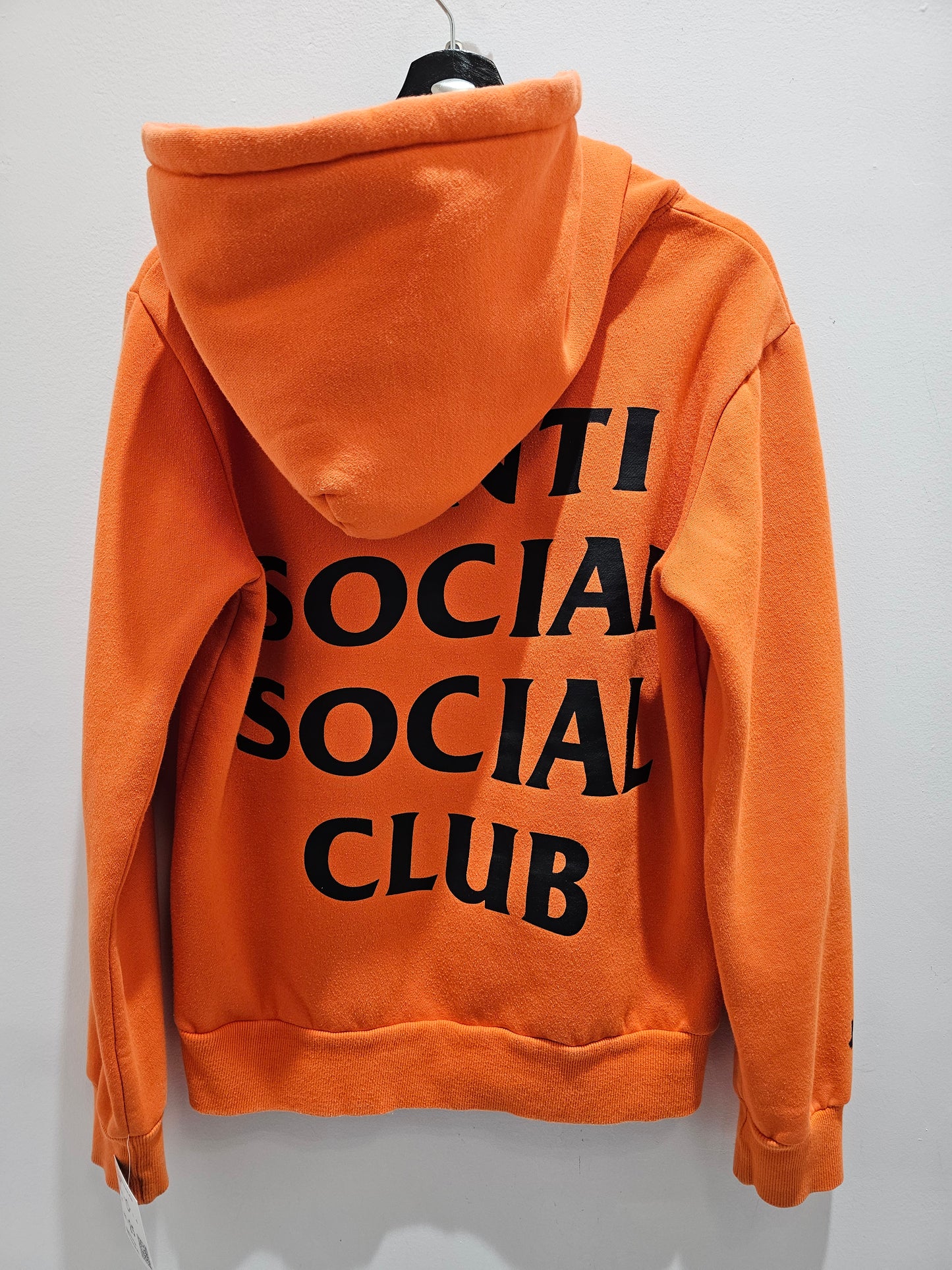 Paranoid ASSC undftd orange pullover hoodie