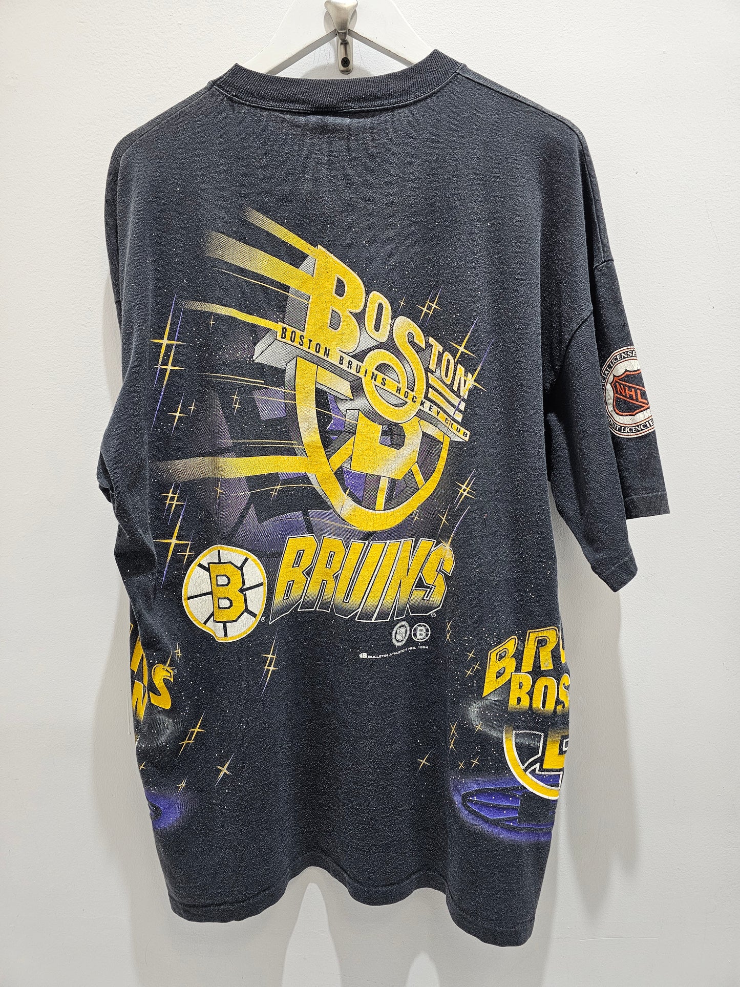 Vintage 1994 Boston Bruins AOP tshirt