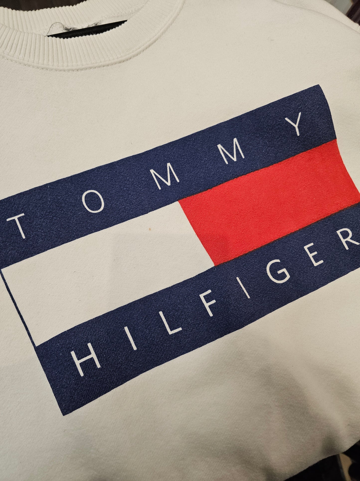 Tommy Hilfiger Big Print Logo white crewneck