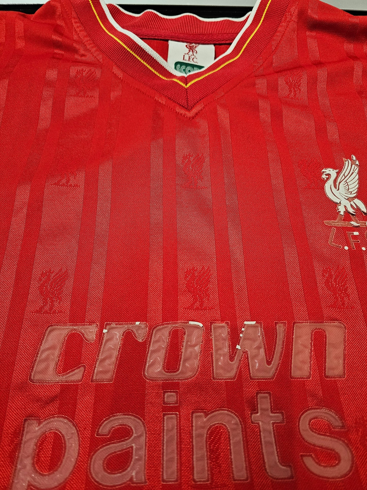 Liverpool crown paints score draw jersey