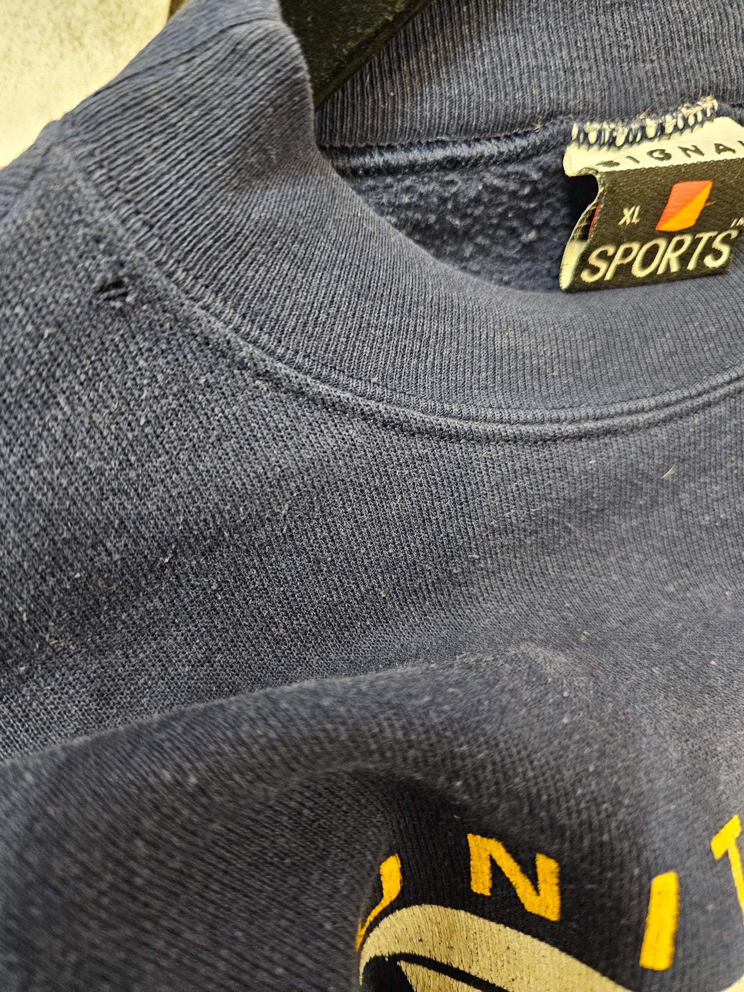 Vintage US Navy longsleeve navy crewneck