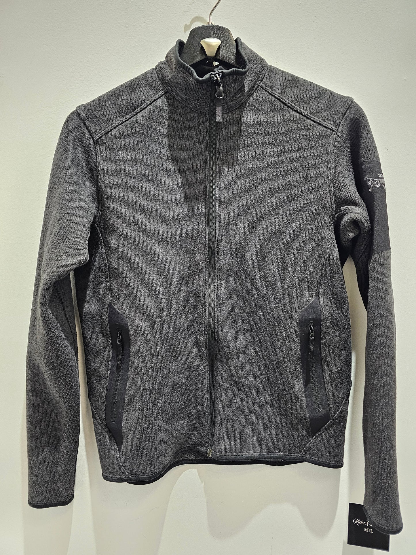 Arcteryx womens Covert cardigan grey full zip sweater