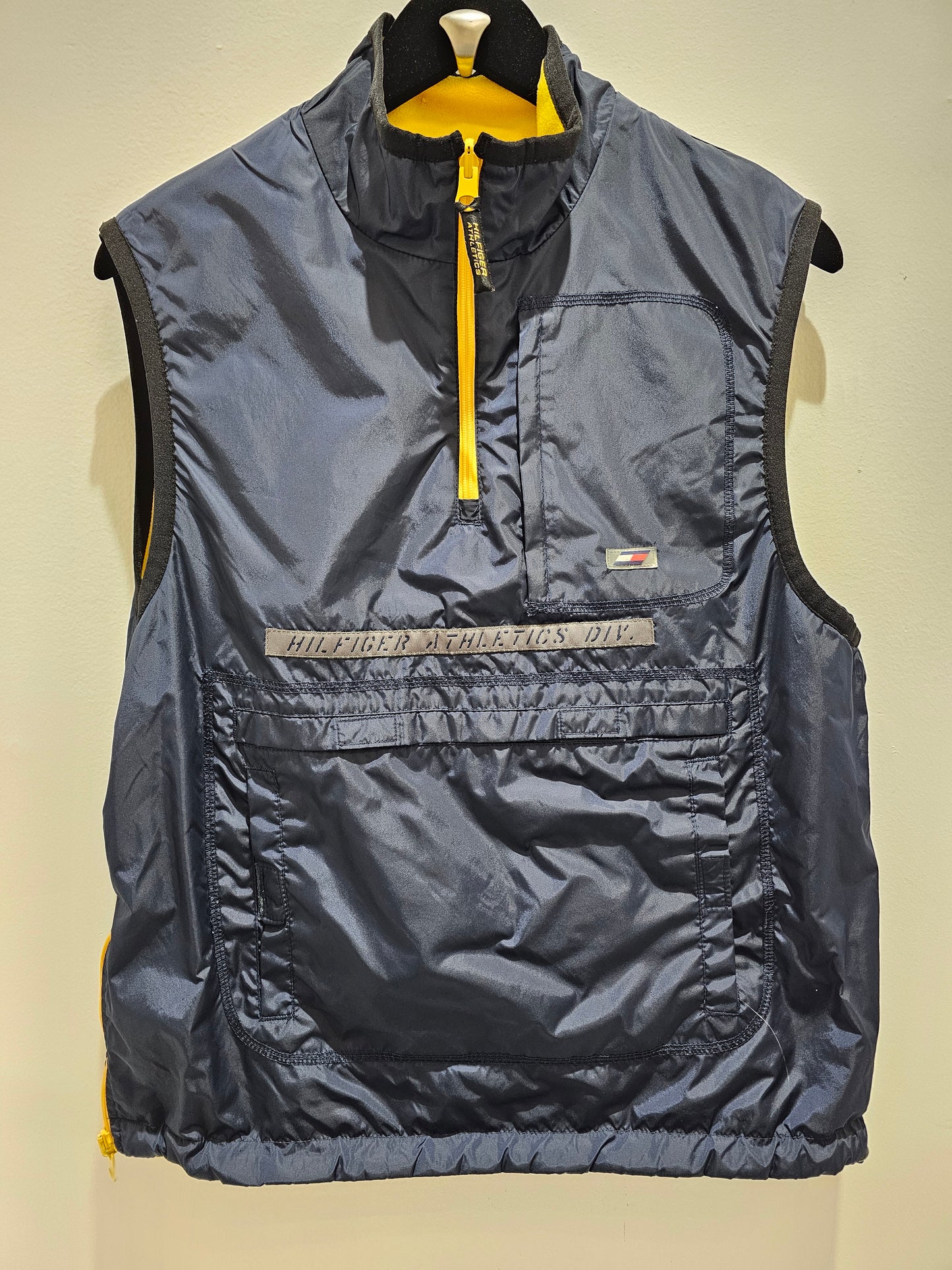 Hilfiger athletics reversible fleece outerwear vest