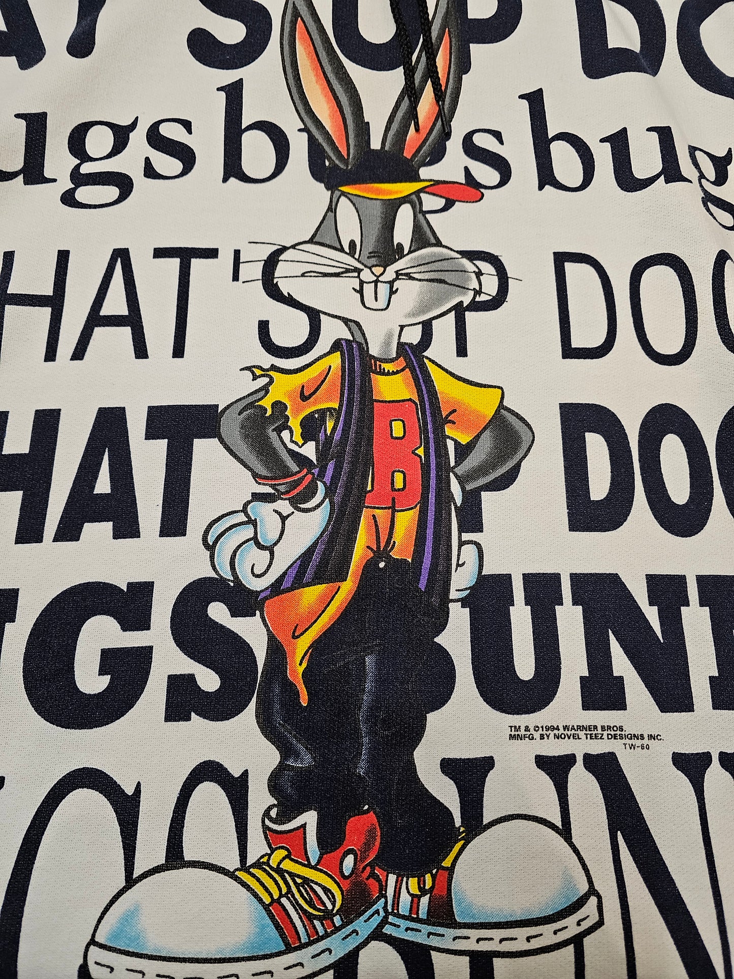 Vintage 1994 novel teez Warner bros bugs bunny whatsupd doc? White navy long sleeve