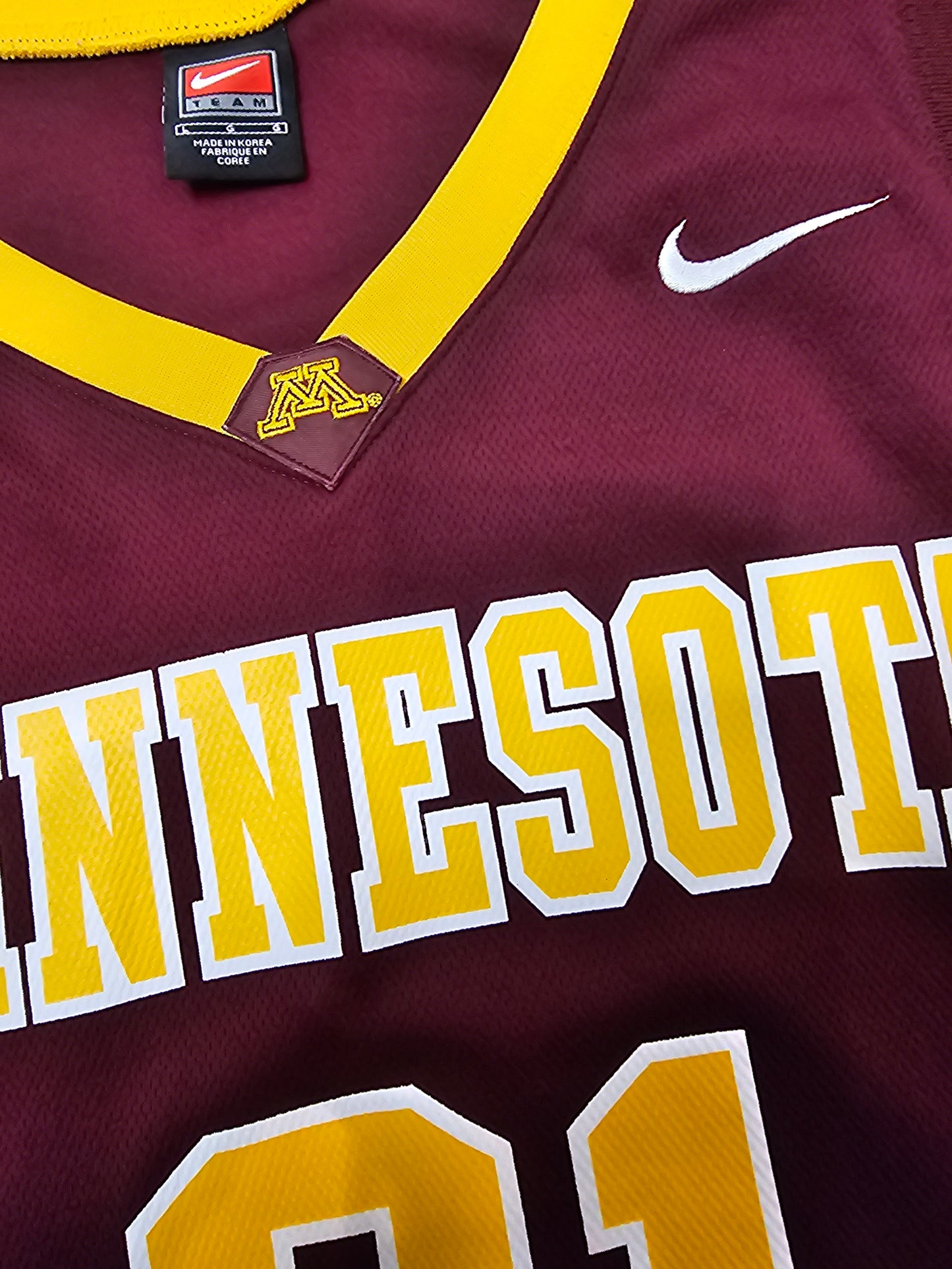 Nike Team University of Minnesota Gopher#31 Basketball Jersey 🏀