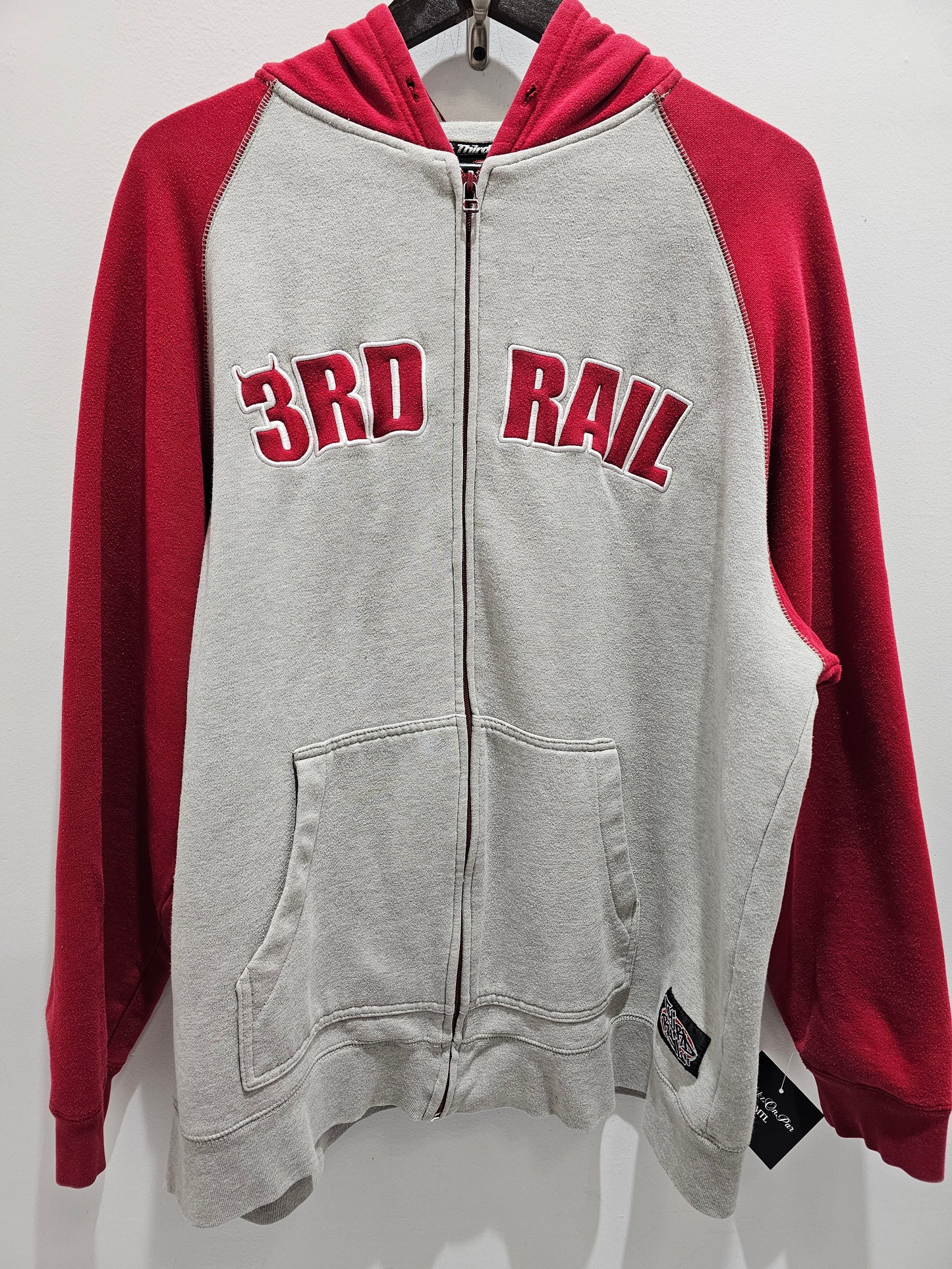 Third rail grey/red fullzip pullover hoodie