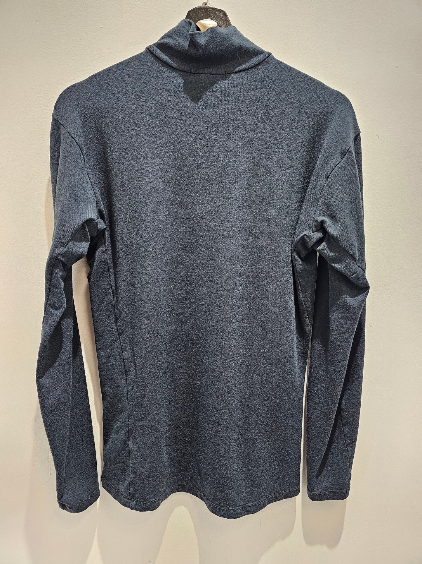 Arcteryx quarter zip lightweight longsleeve