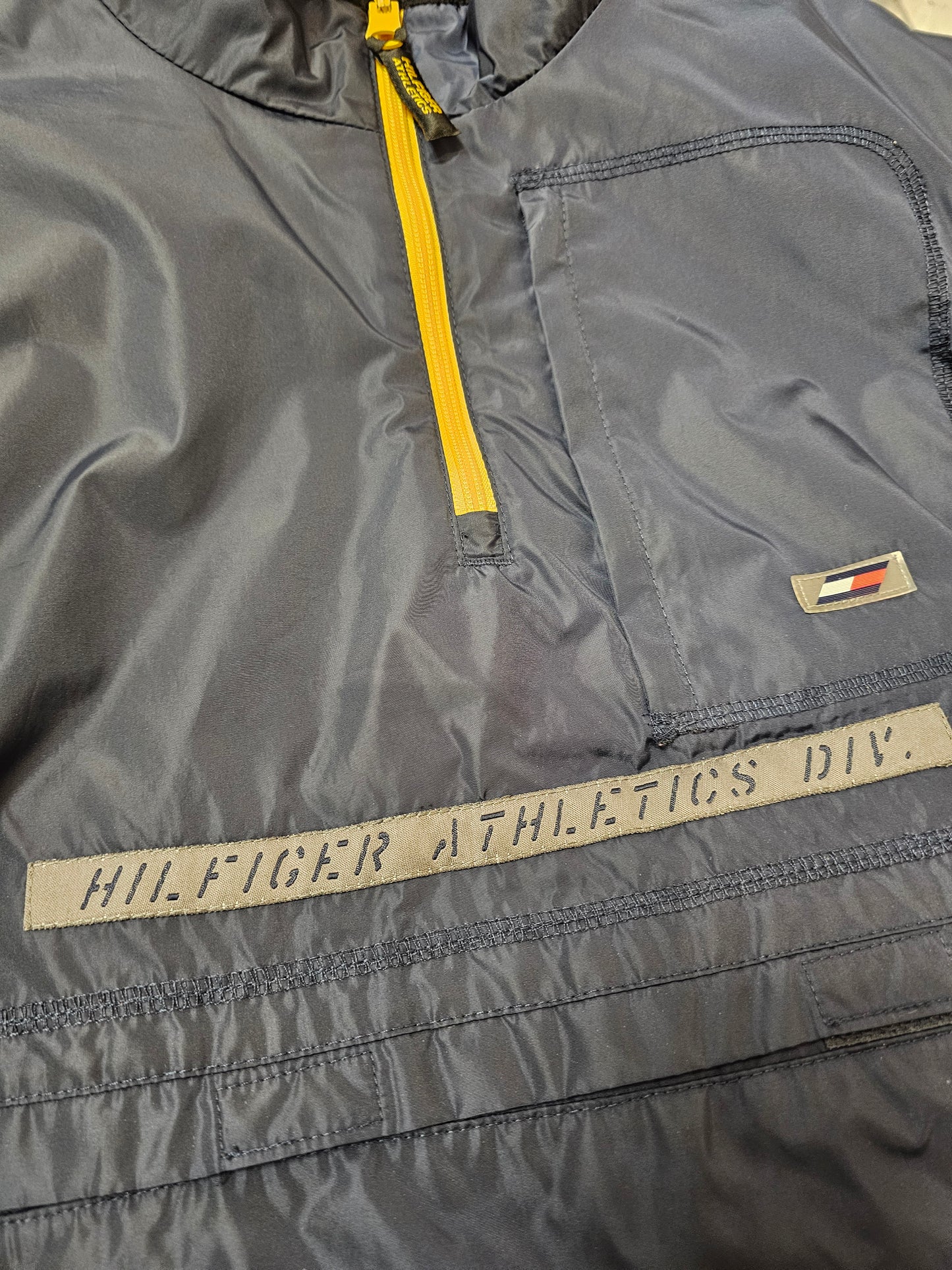 Hilfiger athletics reversible fleece outerwear vest