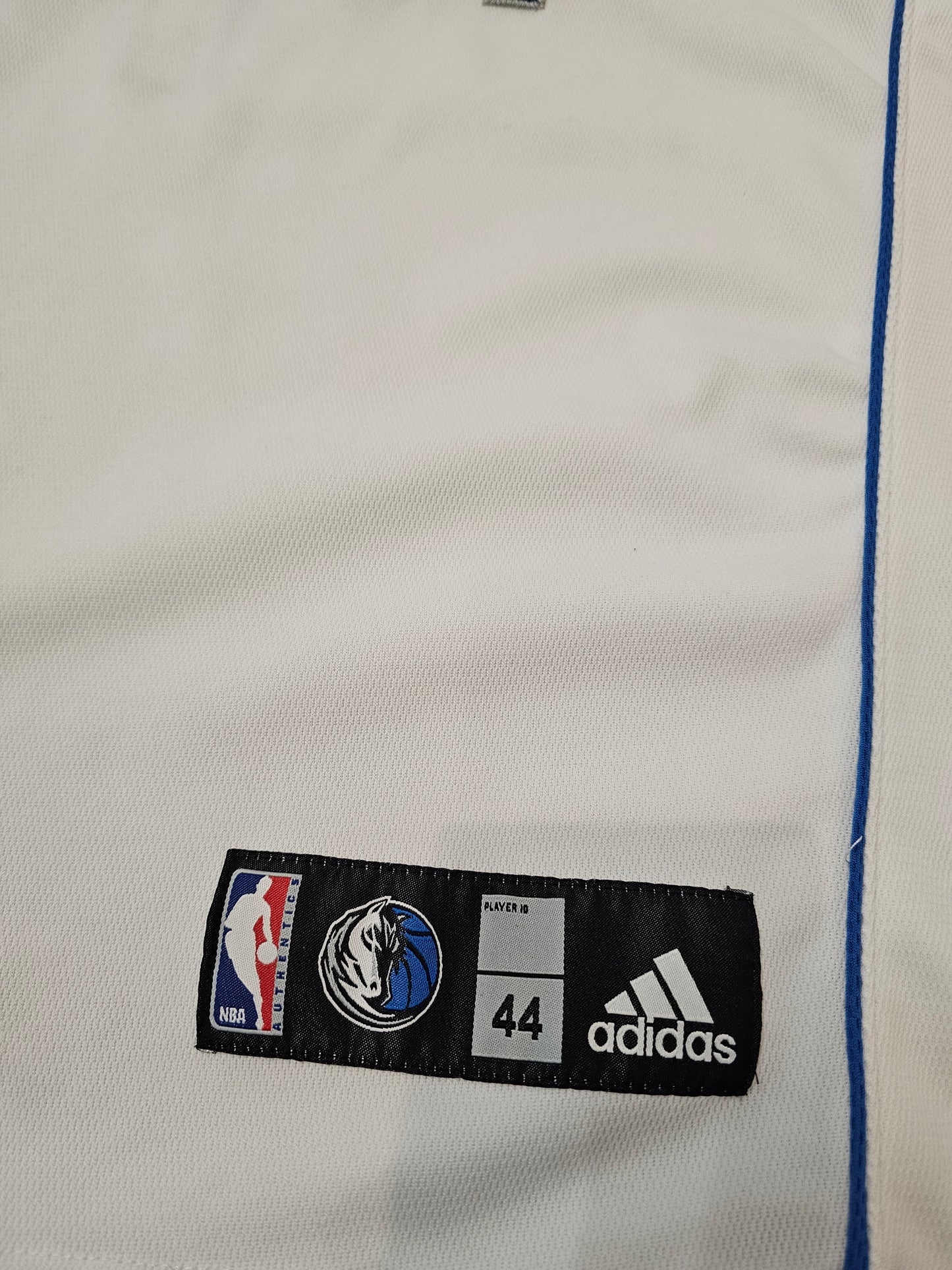 Adidas NBA Dallas Mavericks Dirk Nowitzki #41 Basketball Jersey 🏀