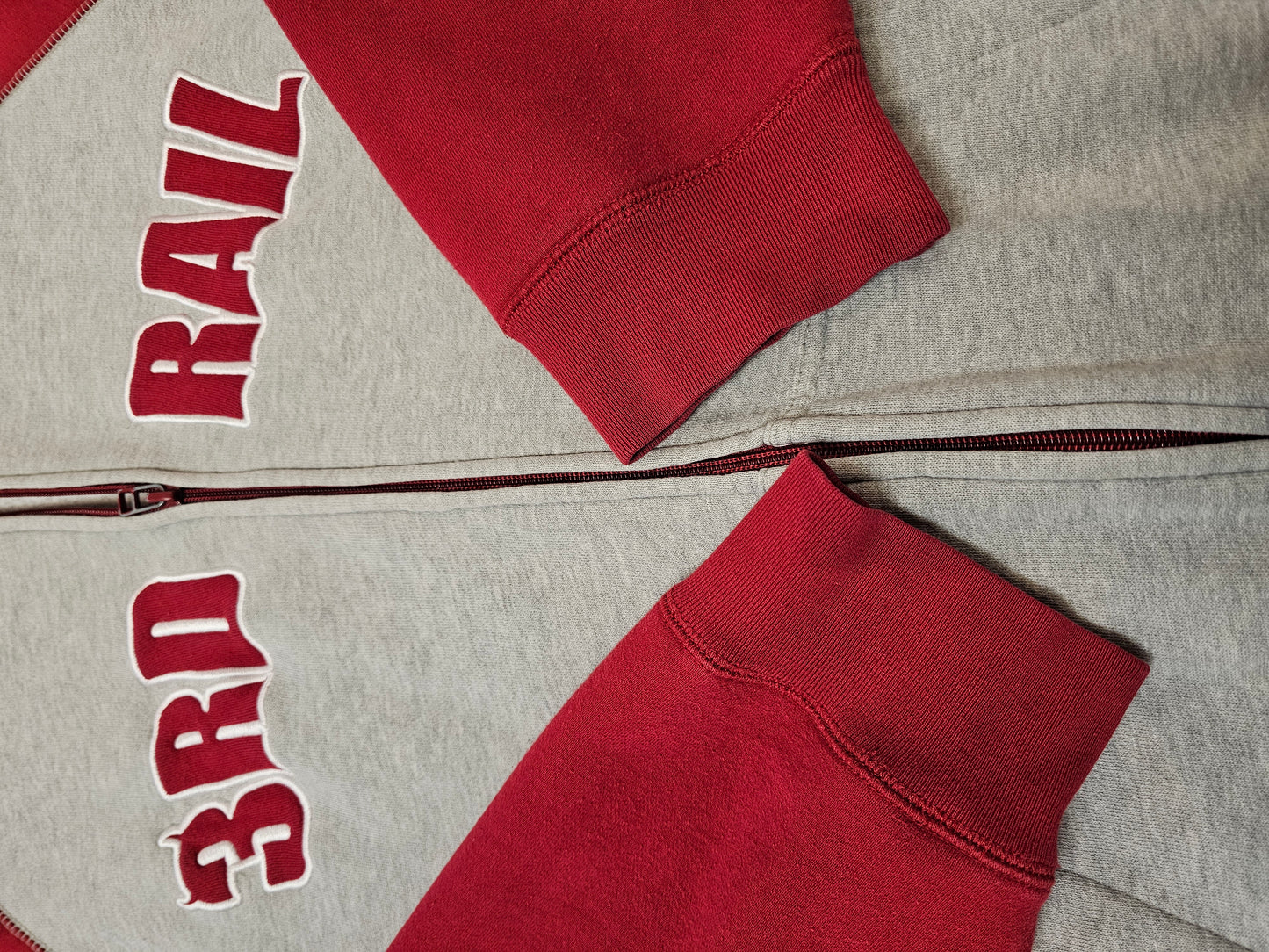 Third rail grey/red fullzip pullover hoodie